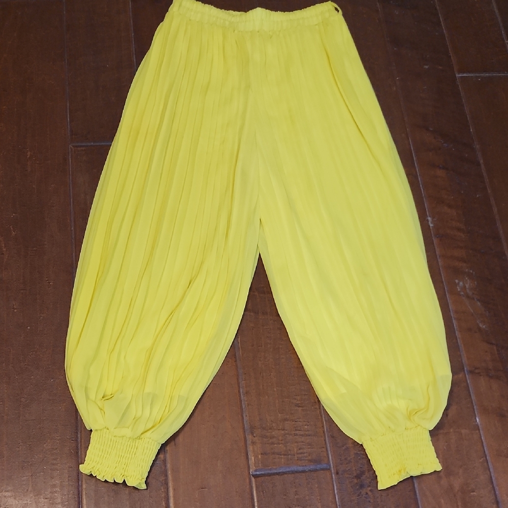 Beyoutiful Womens Bright Yellow Pleated Wide Leg Gathered Cuff At Ankle Pants